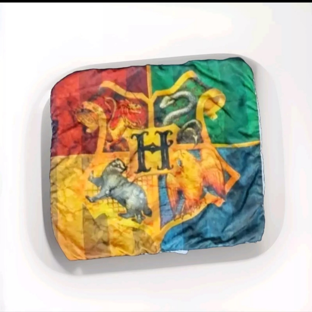 Hogwarts School Crest Throw Pillowcase Harry Potter